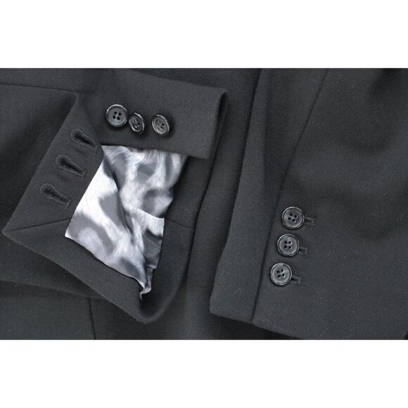 Chico's Black Blazer Womens XL 16 Gray Animal Print Lining Surgeon Cuffs size 3 - Picture 3 of 7